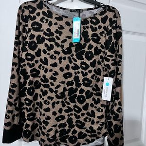 NWT Pink Clover Abby Button Back Knit Top